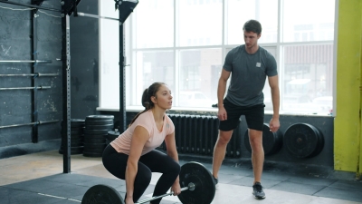Krachttraining vóór cardio verdubbelt je vetverlies
